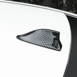 16cm Universal Carbon Fiber Look Car Roof Top Mount Shark Fin Aerial Antenna Toppers Auto Radio AM FM Antenna Signal Amplifier