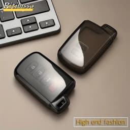 New TPU Car Remote Key Case Cover Shell for Toyota Corolla Camry RAV4 Highlander Auris CHR Avalon Land Cruiser Protected Fob Bag