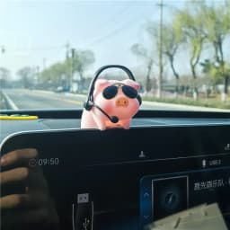 Cute Pig with Glasses Car Pendant Auto Rearview Mirror Pendants Swing Pig Coche Interior Decoraction Accessories Creative Gift