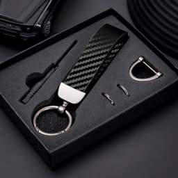 Carbon Fiber Leather Keychain, Durable Metal D-ring Car Key Strap with Key Ring