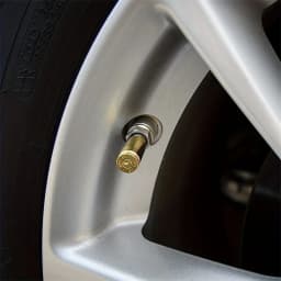 4PCS Circular Car Tire Valve Covers Retro Bullet Shaped Valve Cover Leak Proof Universal For All Cars SUV Bicycle Motorcycle