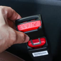 2PCS Car Seat Belt Clip Extension Plug Car Safety Seat Lock Buckle Seatbelt Clip Extender Converter Baby Car Seat Accessories