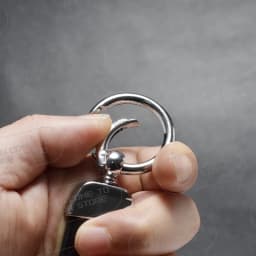 Leather For Race Flag Logo Keyring Emblem Cordoba Tarraco Ibiza Leon VZ Ateca Mii FR Car Carbon Fiber Rope Keychain Key Ring