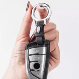 New Cowhide Leather Keychains for Women Men Waist Belt Buckle Carabiner Car Pendant Key Chains Rings Keyring Bag Gifts