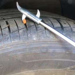 Car Tire Stone Remover Hook Safety Wheel Tread Slot Stone Gravel Remover For Car Tire Scraping And Stone Cleaning