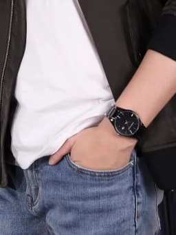 Hannah Martin Men's Stainless Steel Watch Fashion Business Style Black Minimalist Style 3Bar Waterproof Quartz Movement Watches