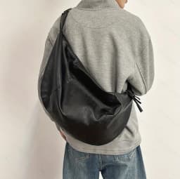 Men's Crossbody Bag Casual Versatile Fashionable Large Capacity Waist Bag Simple Lightweight Outdoor Sports Backpack