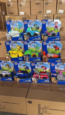10kinds Genuine Paw Patrol Everest Ryder Rex Skye Chase Rocky Zuma Vehicle with Collectible Figure Birthday Gift Children Toy