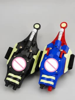 Hot Spider-Man Web Shooters Wrist Launcher Shooters Hot Peter Parker Cosplay Props Shooting Device Set Toy Boy Favorite Toy Gift