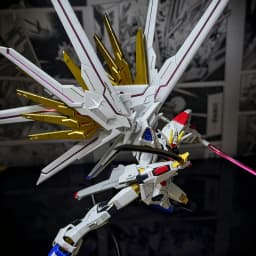 HG SEED 1/144 Mighty Strike Freedom Assembly Model Kit Action Figure Anime Mecha Toy Display Figurine Desk Deco Collectible Gift