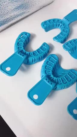 JUMTOP 3 Pairs Dental Implant Tray S/M/L Full Mouth Removable Partial Mold Tray Plastic Teeth Holder Dentistry Materials