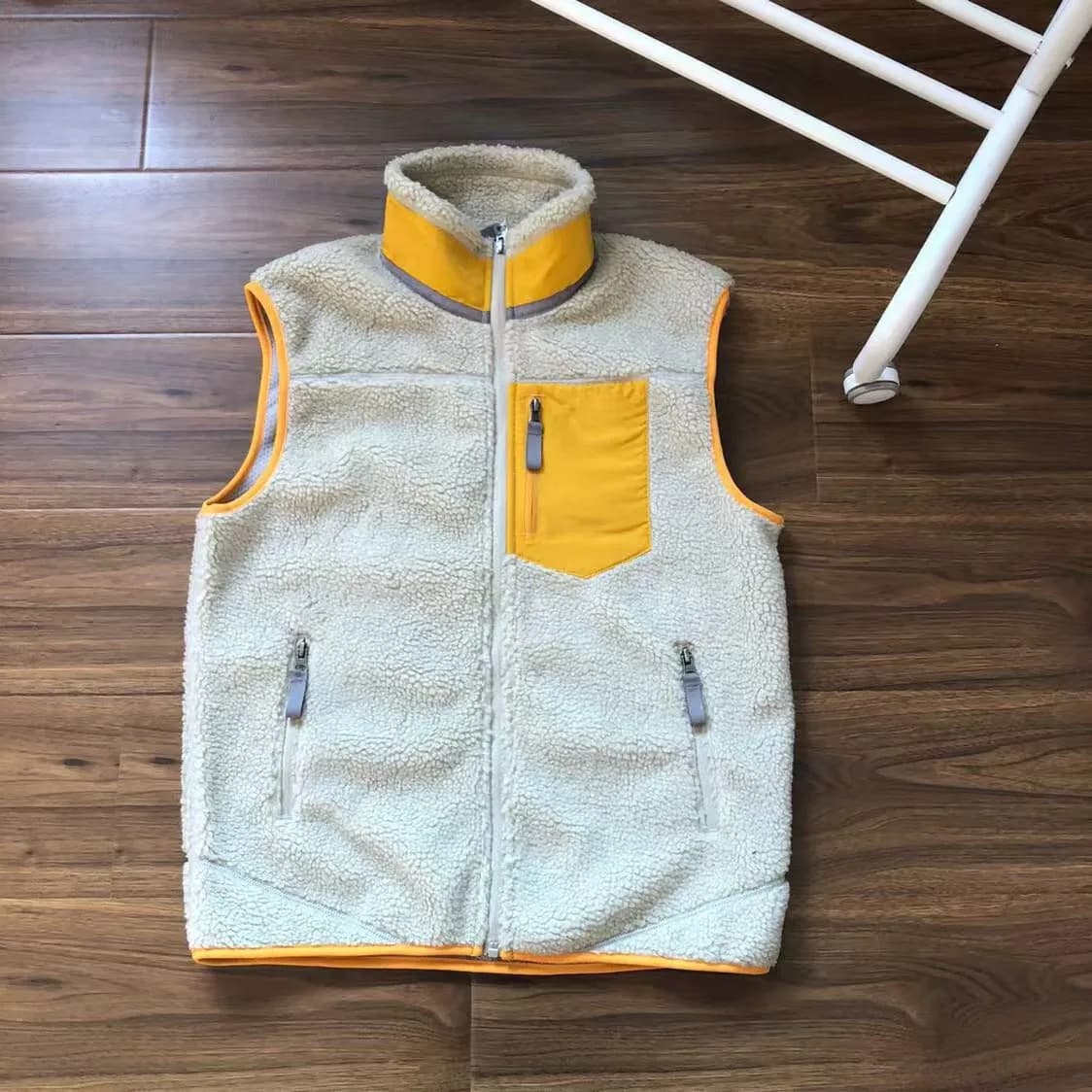 Winter and Autumn Outdoor Jacket for Men, for Sports, Fashion Cycling and Traveling, Loose and Large-sized, Warm Sheepskin Coat