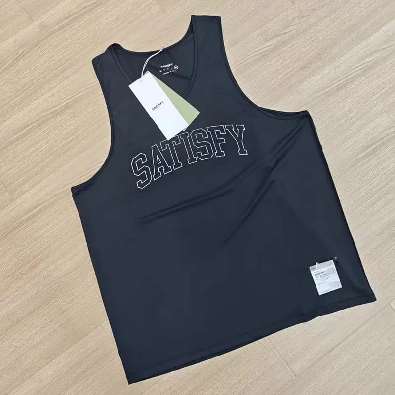 SATISFY AuraLite technology running breathable mesh alphabet reflective vest