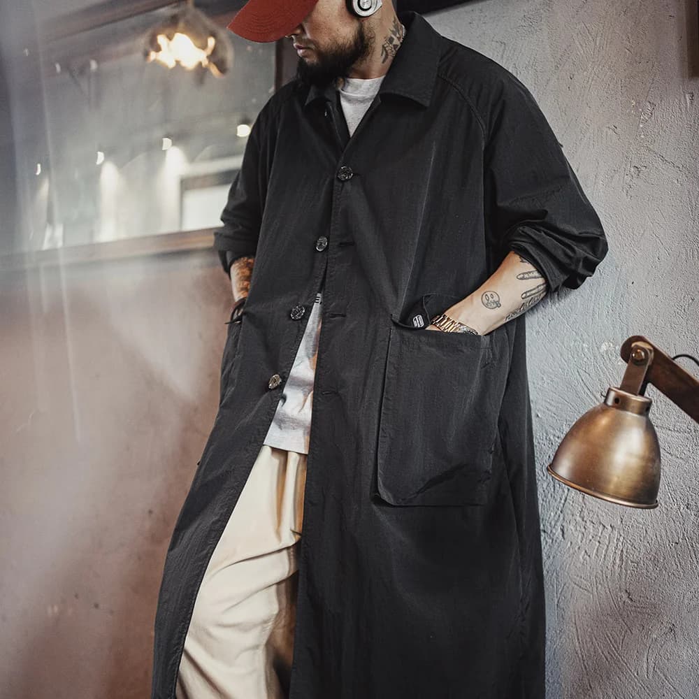 Maden Men's Black Balmacaan Coat Single-Breasted Collar Mid-Length Windproof Overcoat for Spring and Fall Commuter Trench Coat