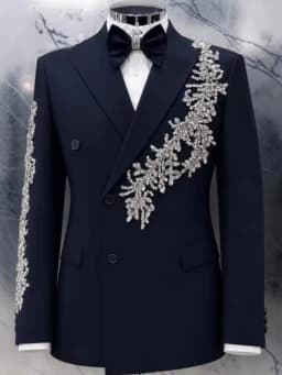 Exquisite Man Tuxedo Suit Slim Fit Peaked Lapel Jacket Pants 2 Piece Customized Evening Double Breasted Groom Party Clothing
