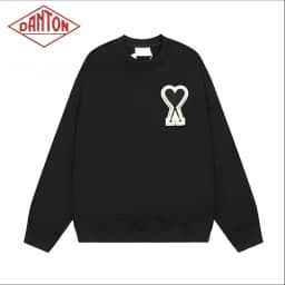 Sweatshirt made of pure cotton with small heart embroidery in macaron color, long sleeved with large heart round neck pullover for autumn and winter