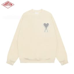 Sweatshirt made of pure cotton with small heart embroidery in macaron color, long sleeved with large heart round neck pullover for autumn and winter