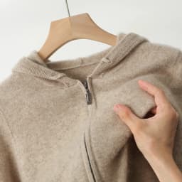 2025 New Men Knitted Plane Hooded Cardigan Cashmere Sweater Zipper Design Pocket Decoration High quality Thick Warmth Hoodie
