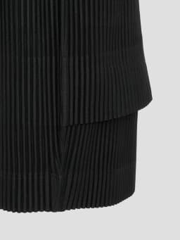 Miyake Pleated Plisse Cargo Shorts Men Loose Knee Length Summer Casual Bermuda Shorts Wrinkle Resistant