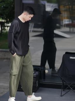 Miyake Pleated Man Loose Cargo Pants Nine-point Pants Fashion Casual Streetwear Miyake Pants