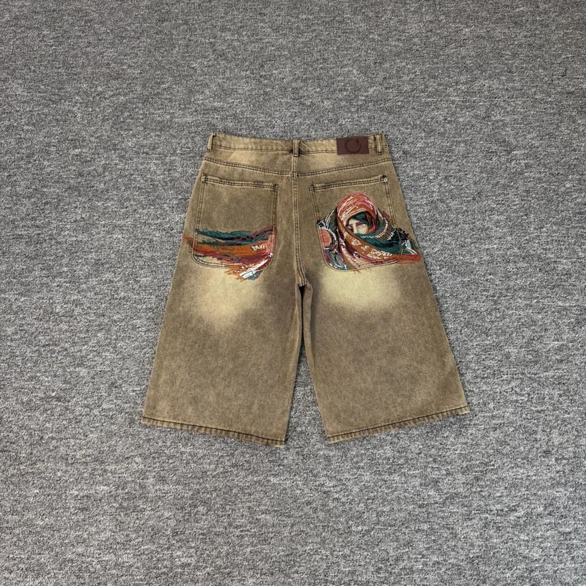 Masked Goddess Embroidered Flowered Jens Shorts for Men and Women High Street Washed Baggy Casual Five Point Denim Pants