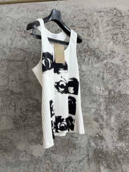 A white original design men's round-neck sweatshirt with eye print, made of pure cotton tank top