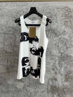 A white original design men's round-neck sweatshirt with eye print, made of pure cotton tank top