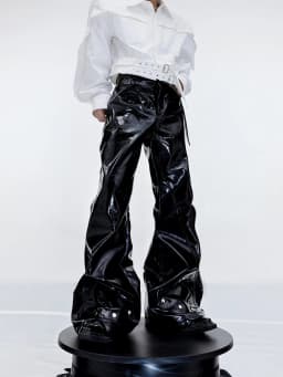 Mauroicardi Spring Autumn Cool Black Shiny Reflective Pu Leather Flare Pants for Men High Quality Trousers Mens Designer Clothes