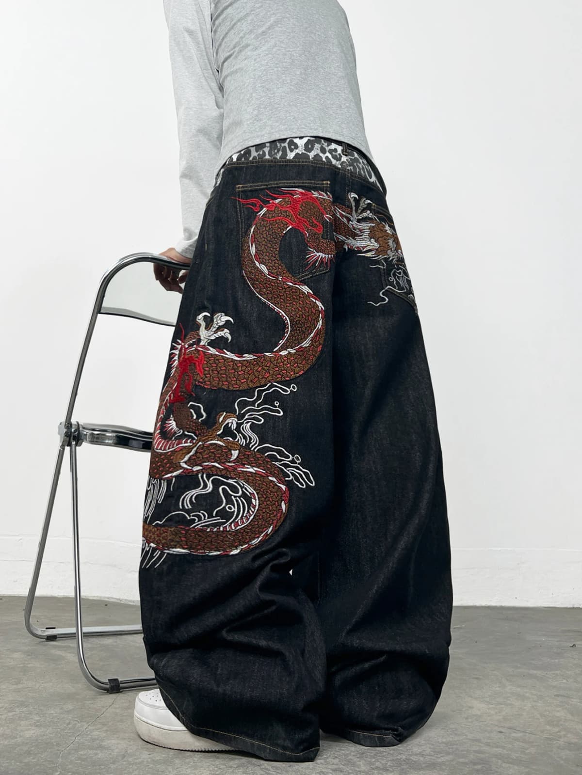 American Retro Dragon Embroidery Design Black Men's Loose Jeans Y2K Street Hip-Hop Trendy Versatile Wide-Leg Pants