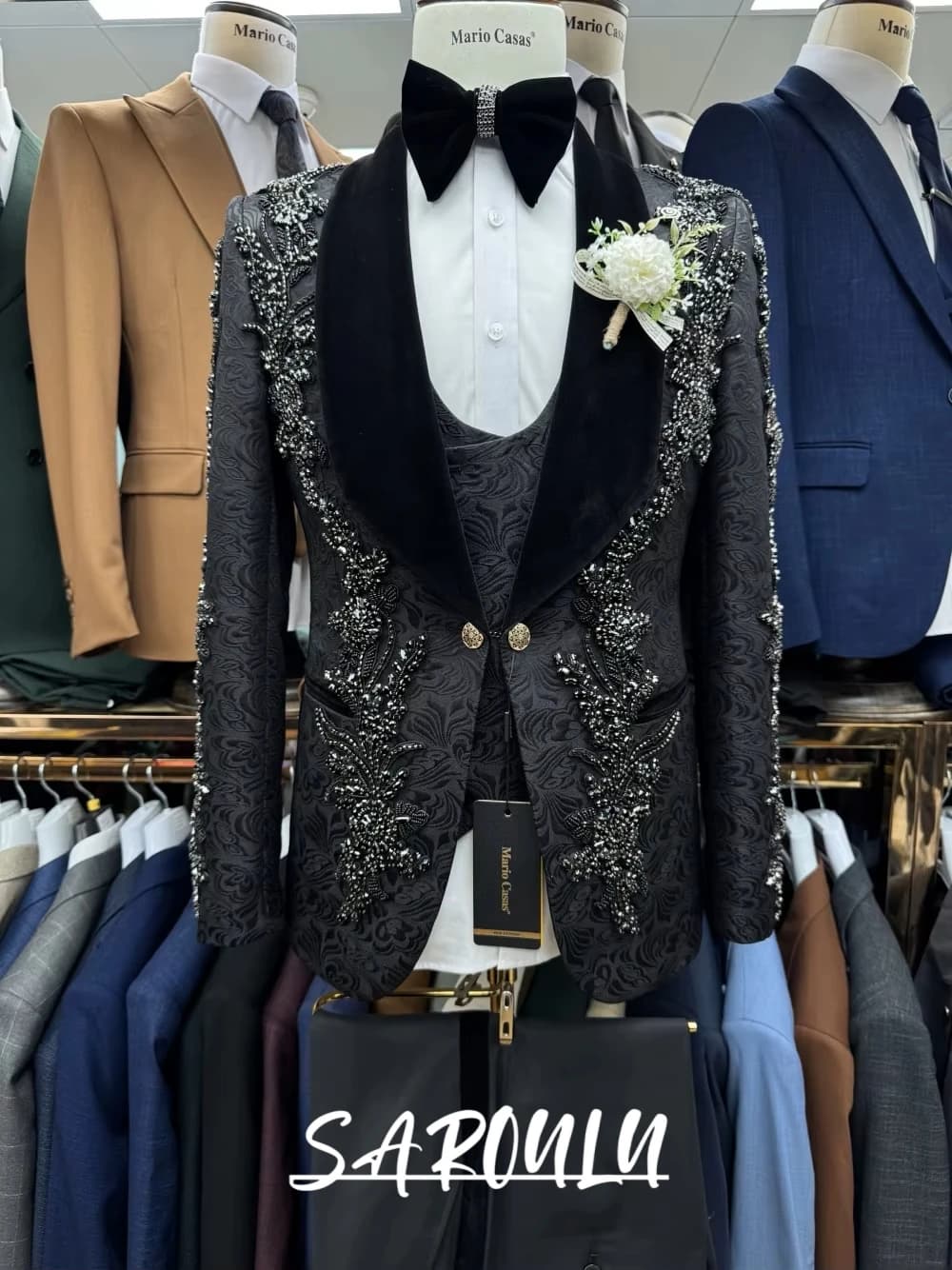 Premium Jacquard Beaded Tuxedo Chic Velvet Collar Luxurious Men's Suit Three Pieces Dancing Fashionable Shawl Lapel For Grooms