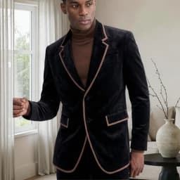 Velvet Men Suits for Prom with Piping 2 Pieces Single Breasted Tuxedo Groom Custom Made Flap Pockets for Wedding Gala Occasions