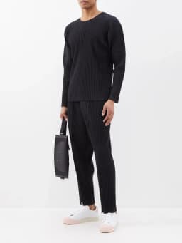 Miyake Pleated Long Sleeve T Shirt Men Loose Casual Round Neck Top Japanese Fashion Daily Wear