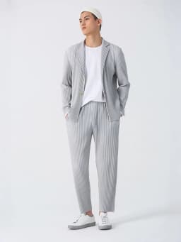 Miyake Pleated Pants Men Elastic Waist Loose Straight Casual Trousers with Side Pockets Wrinkle Resistant Dress Pants