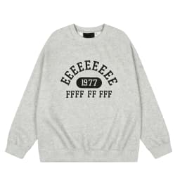 Men's fashion set including classic pullover sweatshirt and casual trousers, with the number "1977" printed on the front of the