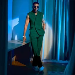 2025 Summer Hot 2 Pieces Jacket Pants Single Breasted Notch Collar High Quality Business Male Clothing Sleeveless Fashion