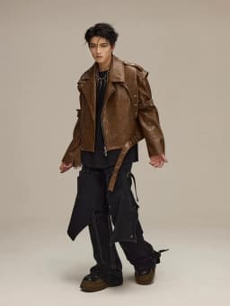 Mauroicardi Spring Autumn Cool Short Shiny Pu Leather Moto & Biker Jacket Men Belt Luxury Designer American Vintage Clothes 2025