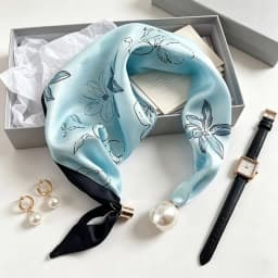 Elegant Chic Pearl Stripe Scarfs Women Fashion Convenient Magnetic Buckle Scarf Pearl Tail Artistic Accessory Neck Wrap Scarves