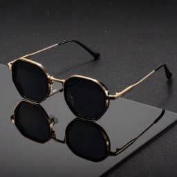 1 Pair Unisex Round Metal Fashionable Sunglasses Vintage Irregular punk Man Sun Glasses Classic UV400 Male Female Eyeglasses