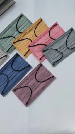 200Pcs 4-Layer Protective Disposable Masks - Breathable and Comfortable, Adjustable Ear Loops and Snugly Fitting Nose Pads, Perfect for Outdoor Activities, Home, Commuting, Office, School, Unisex and High Aesthetic App