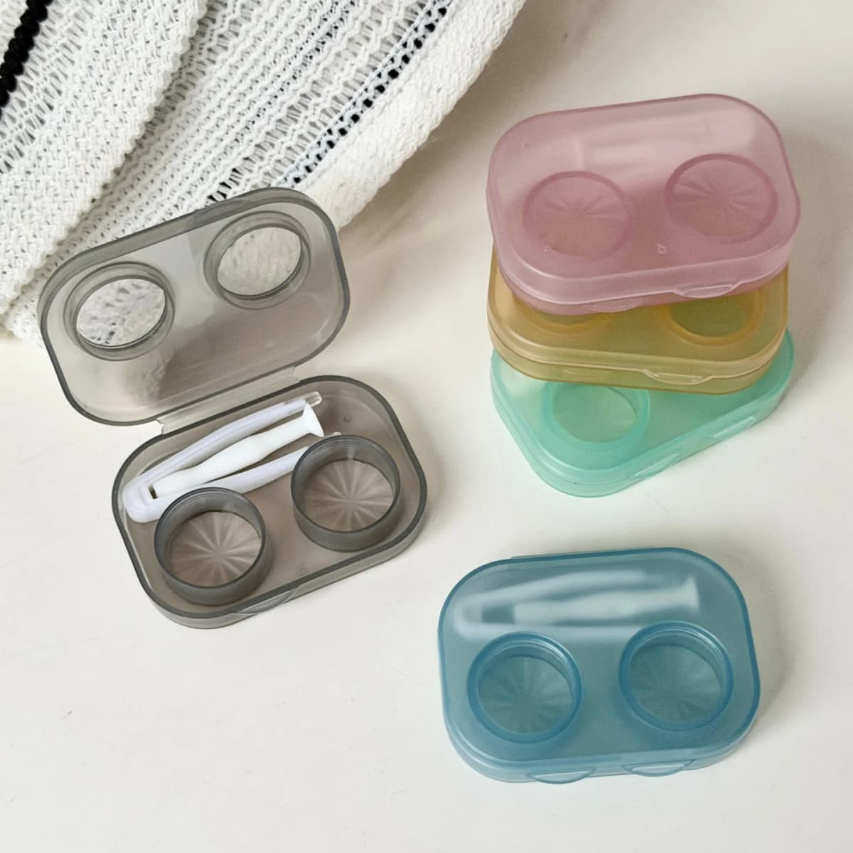 1pc Ins Contact Lens Box Portable Transparent Minimally Integrated Companion Box Girls Travel Contact Lens Case with Tweezers