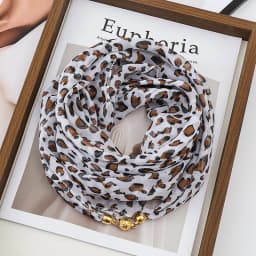 Thin Sun Protection Scarf Women Magnetic Clasp Small Square Shawl Chiffon Elegance Silk Air Conditioner Neck Protection Scarves
