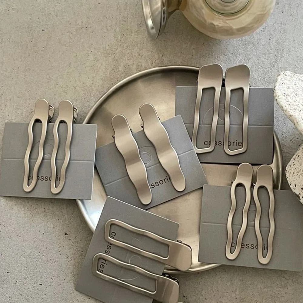 2pcs Silver Color Metal Silver Wave Line Hairclip With Geometric Hollow Alloy Duckbill Clips Side Bangs Female Ladies Hairpins