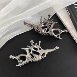 Punk Metal Hair Claw Clip for Thick Liquid Irregular Pattern Barrettes Hair Non-Slip and Stylish Accessory Silver Color Hairpin