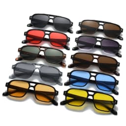 Vintage Double Bridges Men Square Sunglasses Fashion Clear Ocean Lens Eyewear Women Trending Rivets Glasses UV400 Gafas De Sol