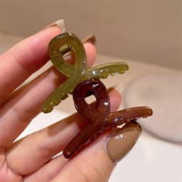 2/4Pcs Cute Solid Hair Claw Crab for Girls Acrylic Mini Hairpin Fashion Women Bang Barrette Cross Clips Small Hair Accessories