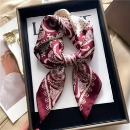 Luxury Chain Print Small Square Scarf Simulated Silk Thin Neck Scarf Fashion Sunscreen Headscarf For Women 70x70cm