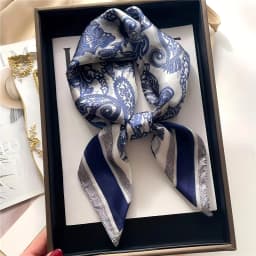Luxury Chain Print Small Square Scarf Simulated Silk Thin Neck Scarf Fashion Sunscreen Headscarf For Women 70x70cm