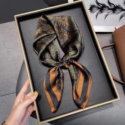 Luxury Chain Print Small Square Scarf Simulated Silk Thin Neck Scarf Fashion Sunscreen Headscarf For Women 70x70cm