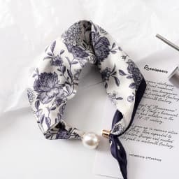 New Pearl Buckle Silk Scarf Thin Printed Neck Scarf Lightweight Soft Neckerchief Women