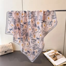 Luxury New Printed Scarves Women's Silk Scarf Spring and Summer Floral Decorations Small Neckties Hairbands Bags Wholesale